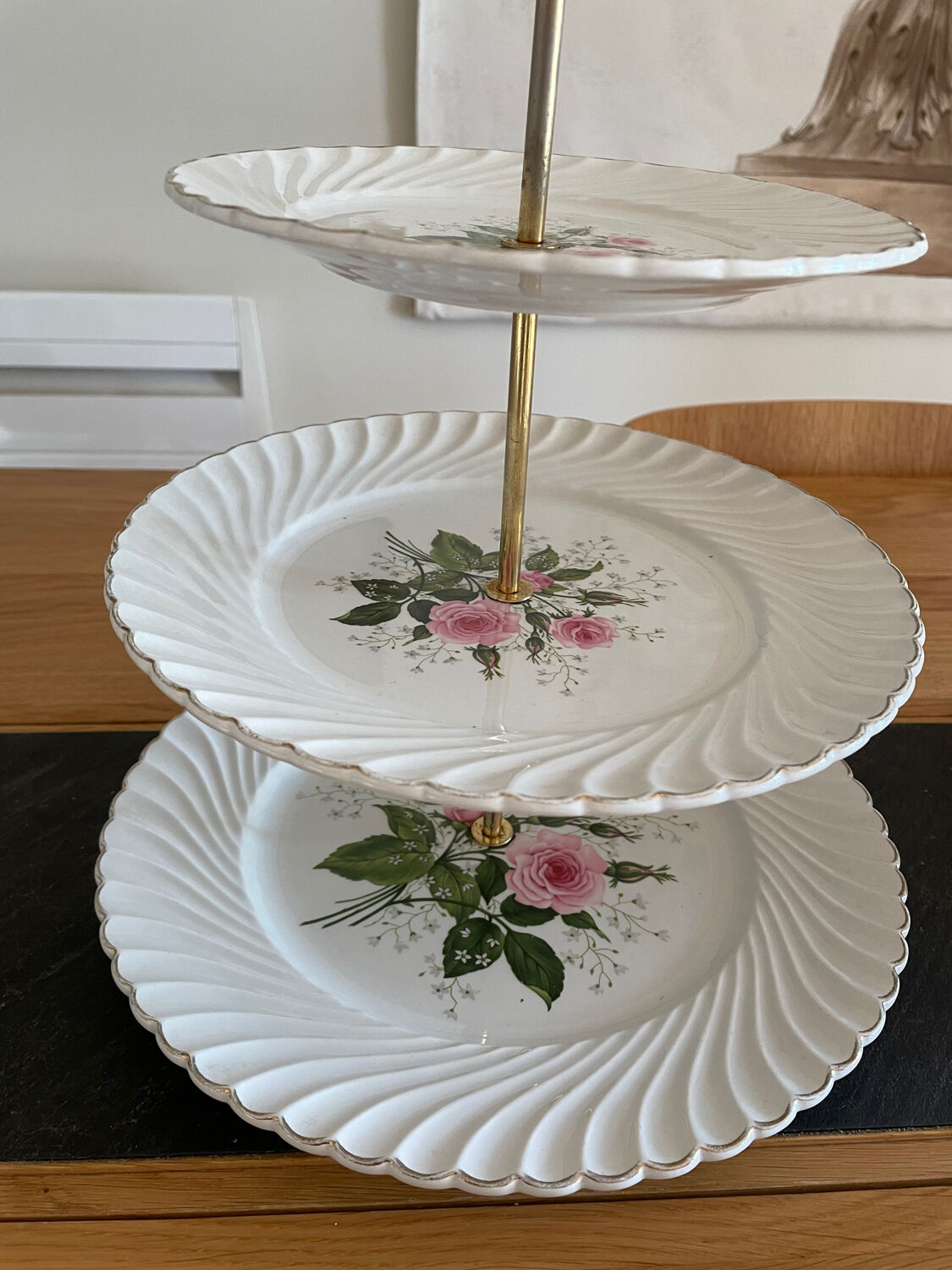 Luneville K and G porcelain servant