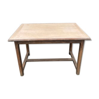 Farm Table / Wooden Bistro