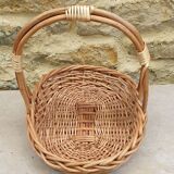 2 wicker presentation baskets