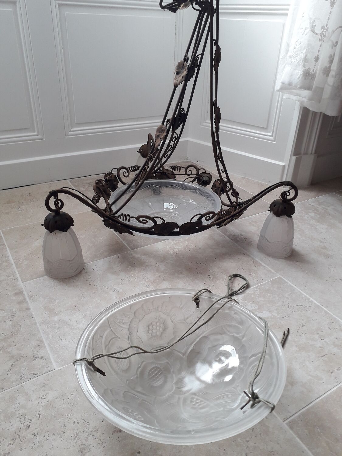 Art Deco globe pendant light 1900