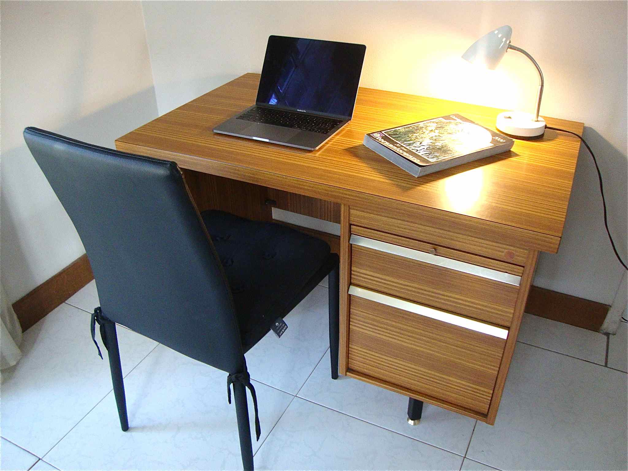 Bureau vintage années 60