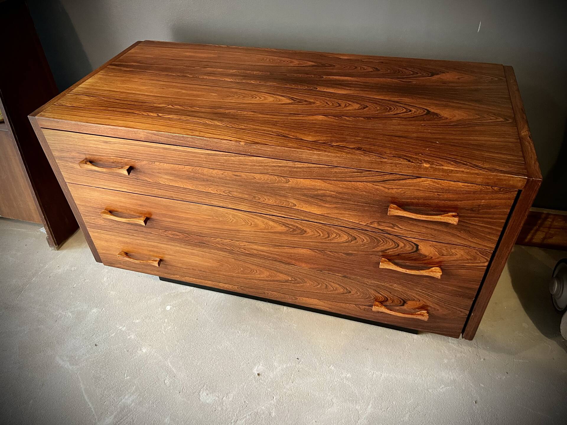 Commode Luigi Bartolini 1960s