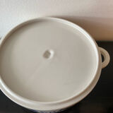 Large vegetable dish, salad bowl, soup tureen Model Cadiz from Villeroy & Boch.