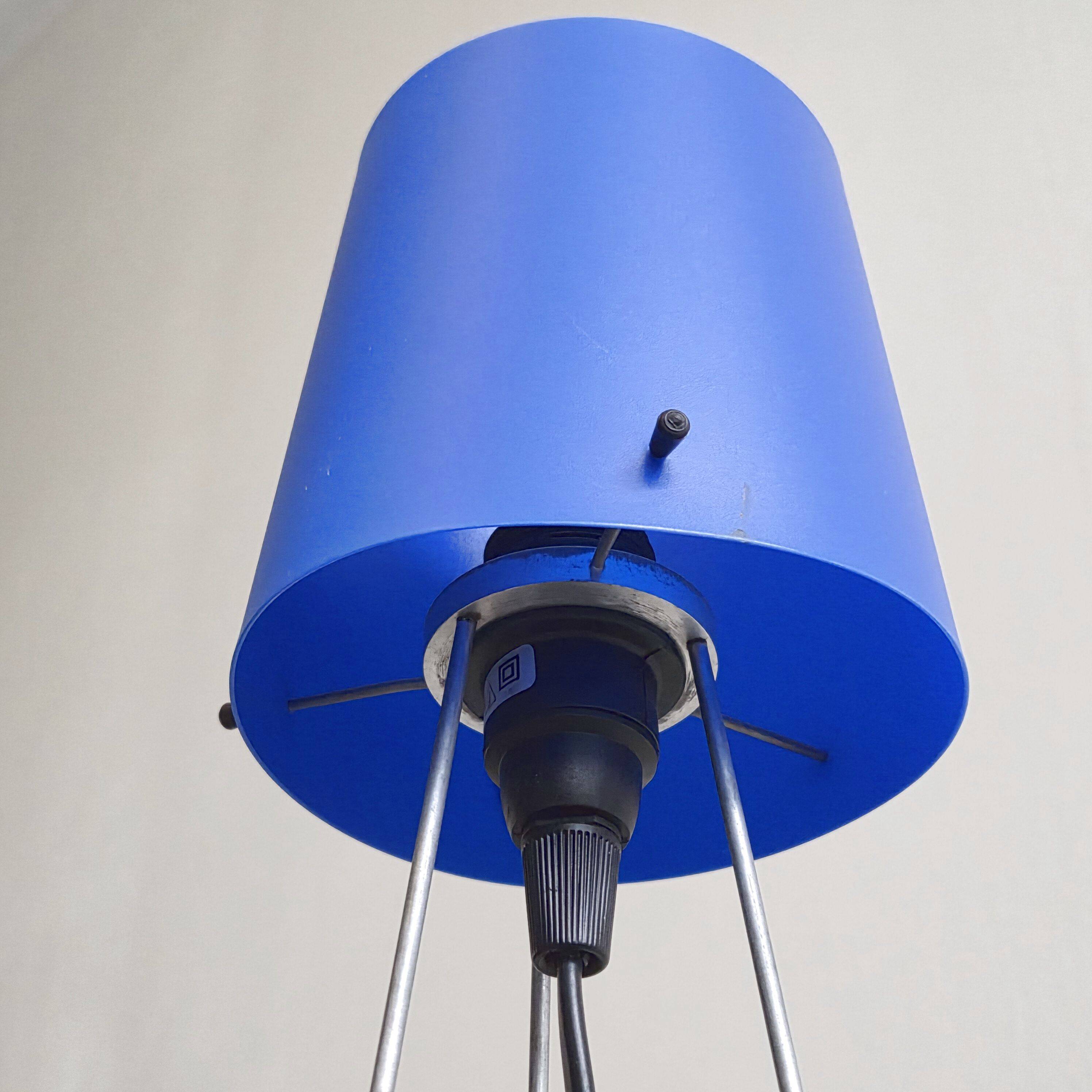 Vintage tripod floor lamp 1990