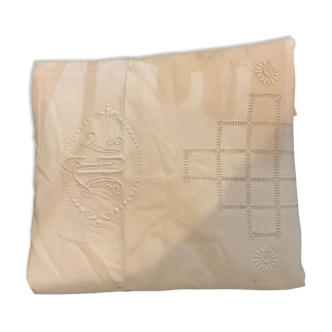 Drap brodé ancien, monogramme brodé MG, 225 x 325 cm