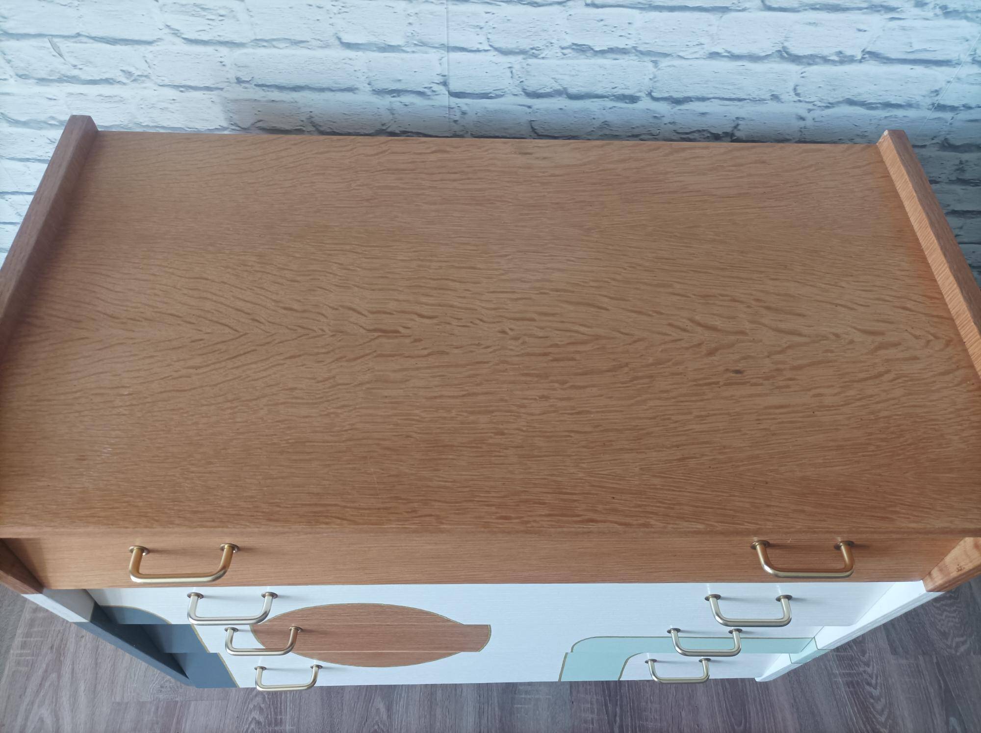 Commode vintage