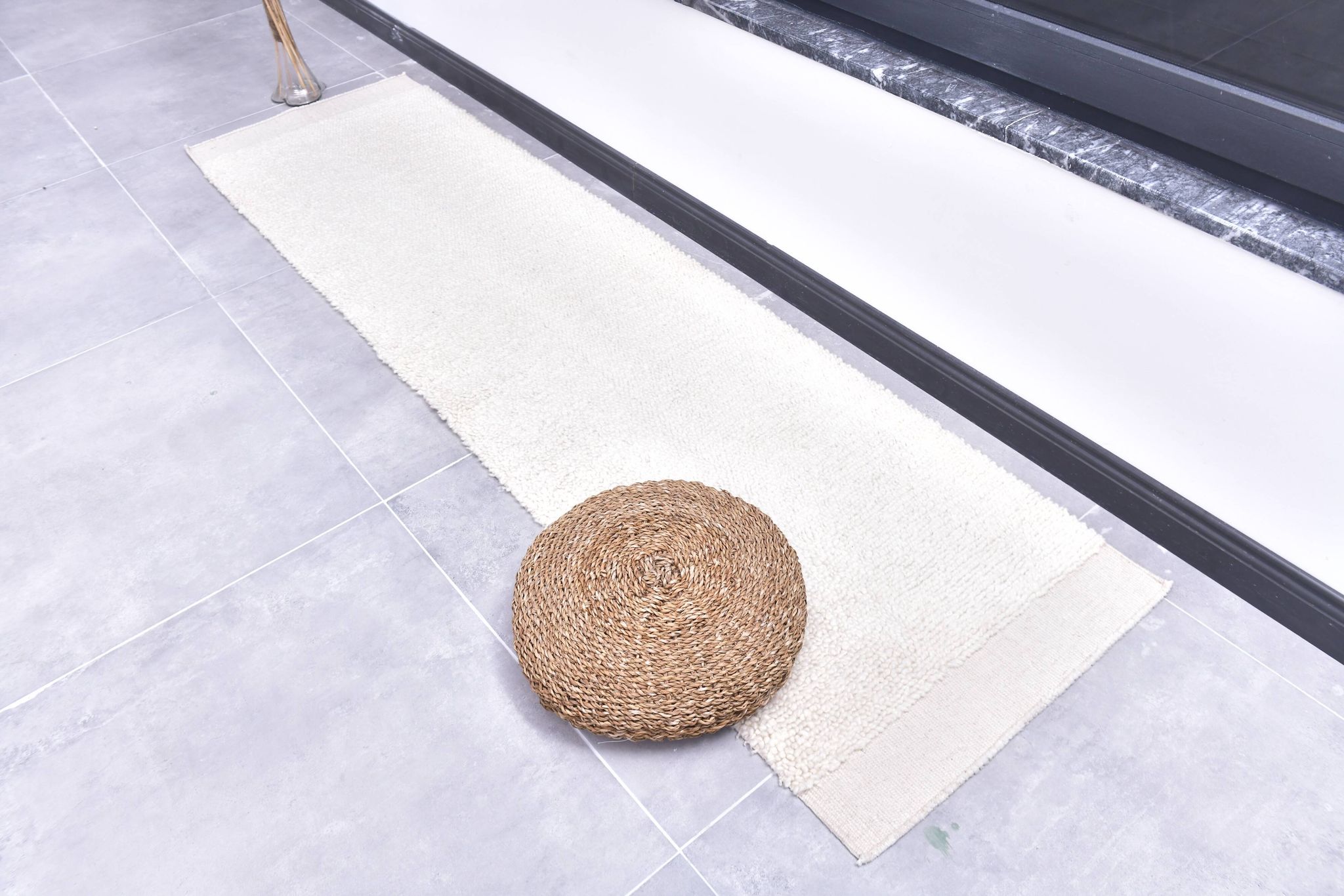 2x8 White Handmade Wool Vintage Runner Rug, 67x246Cm