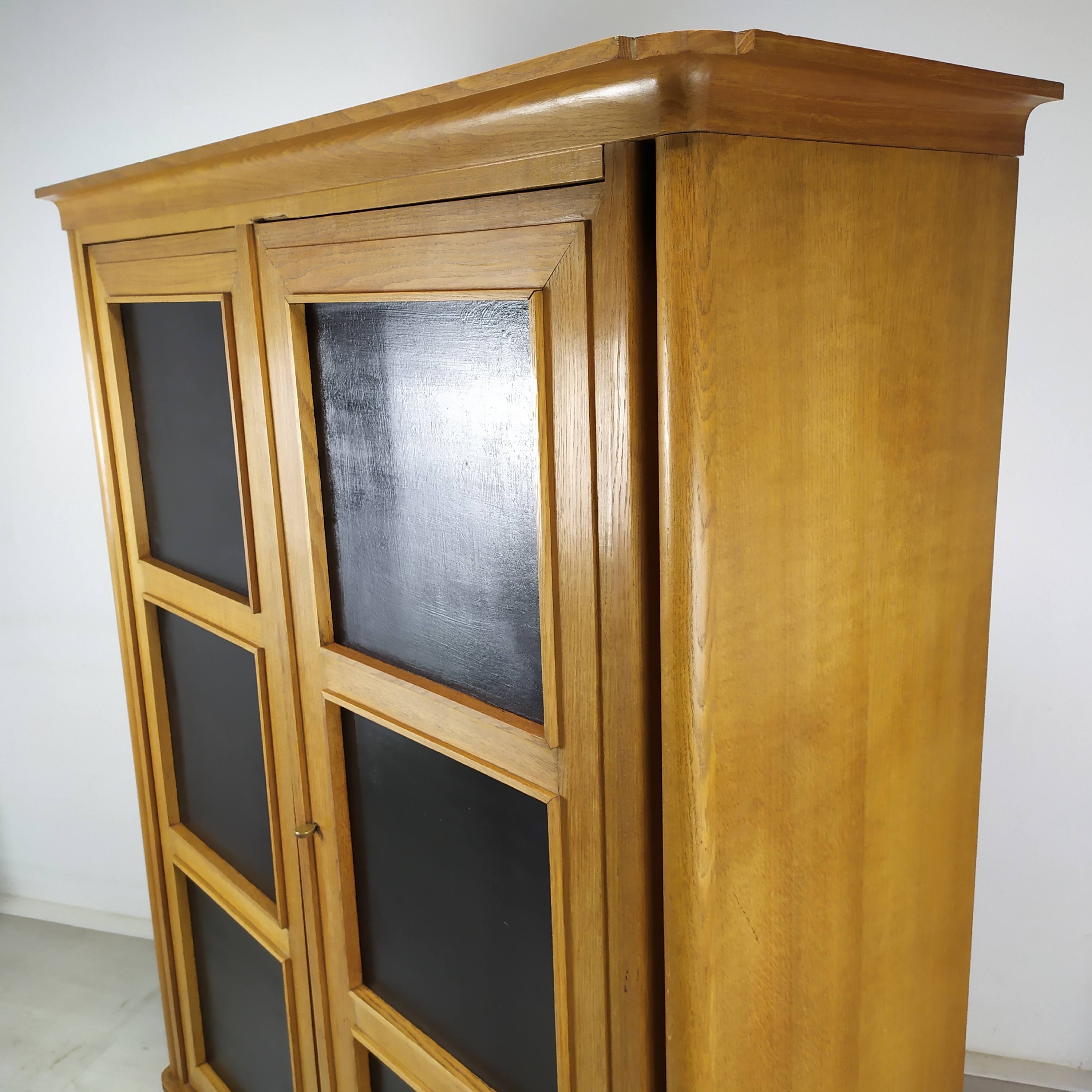 Armoire vintage 1950