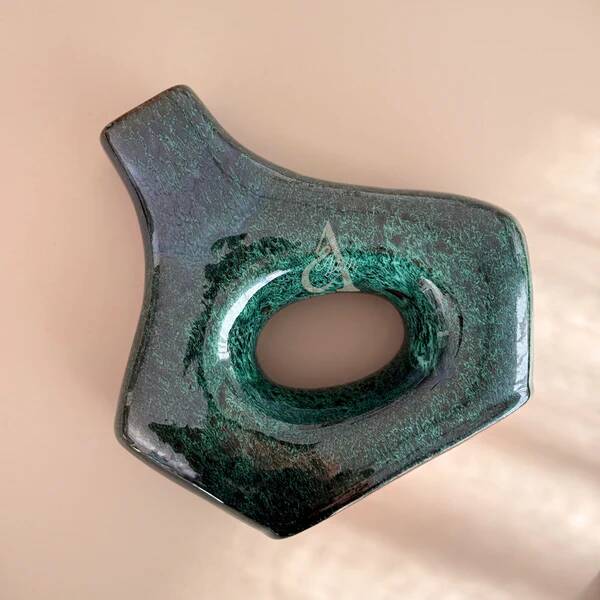 Tanara artisanal vase, small speckled.