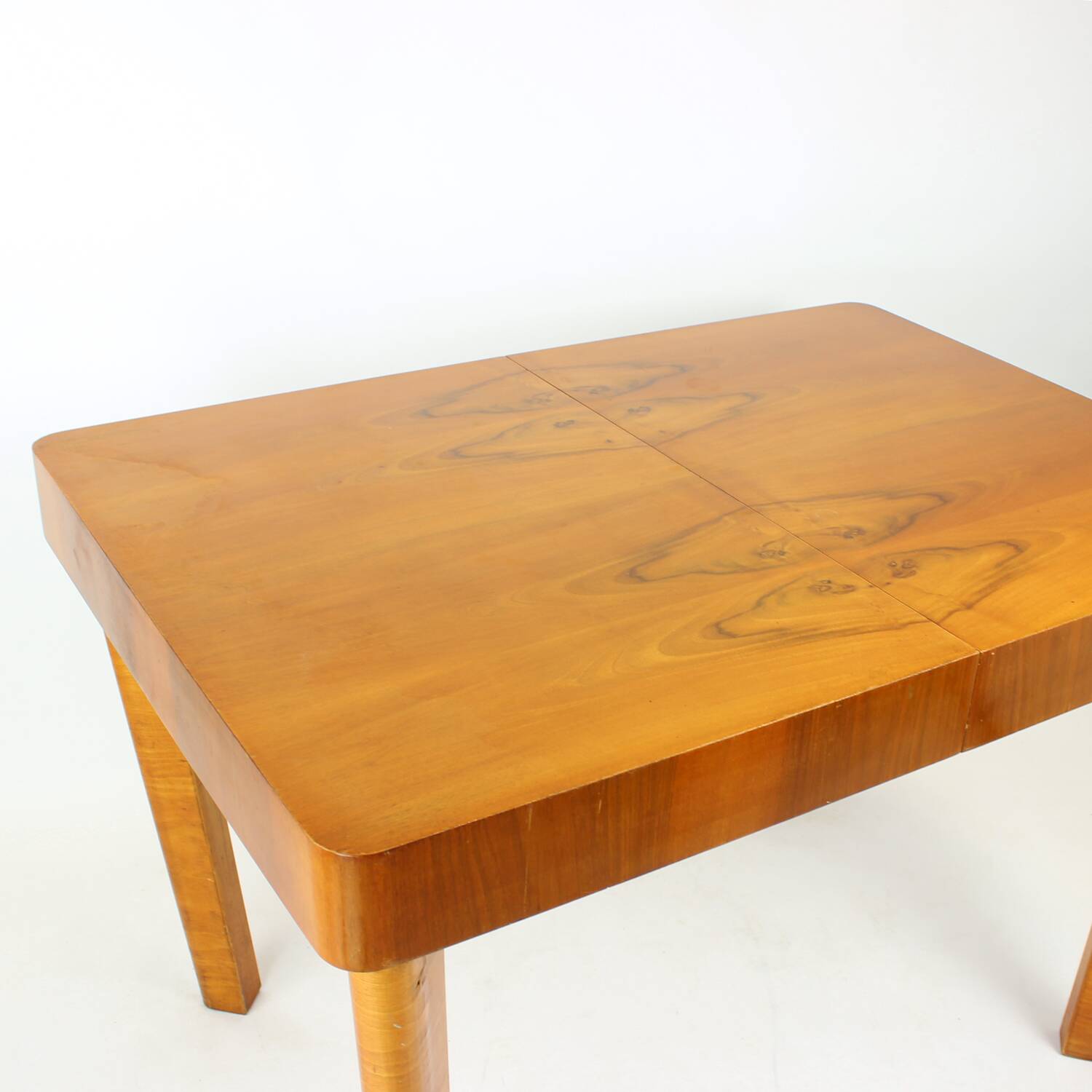 Mid Century Modern Extendable Dining Table By Tatra, 1950s