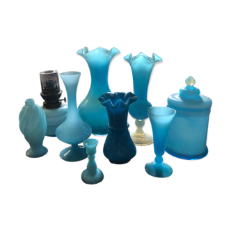 Opaline vases and pots