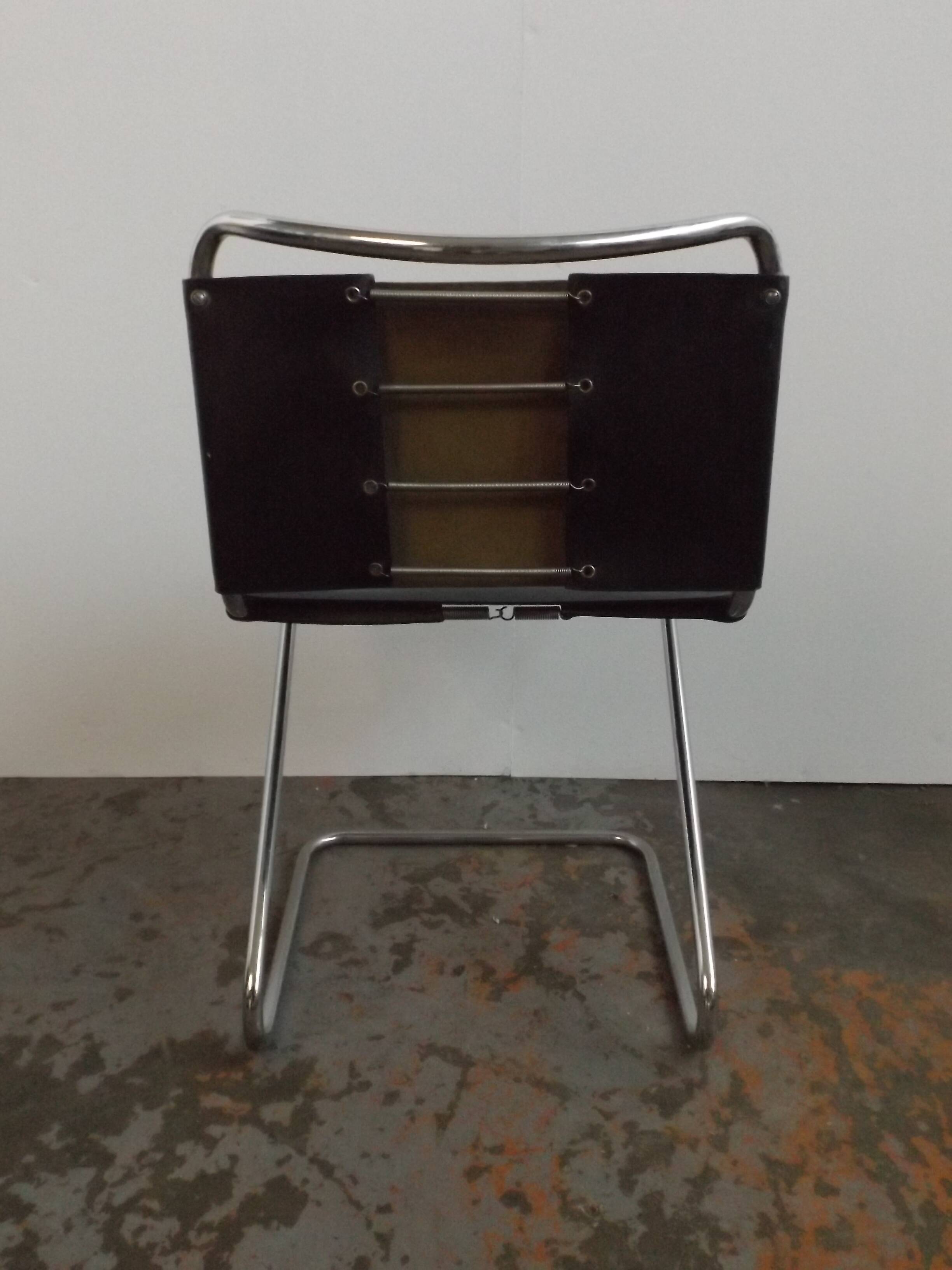 Pascal Mourgue  chair