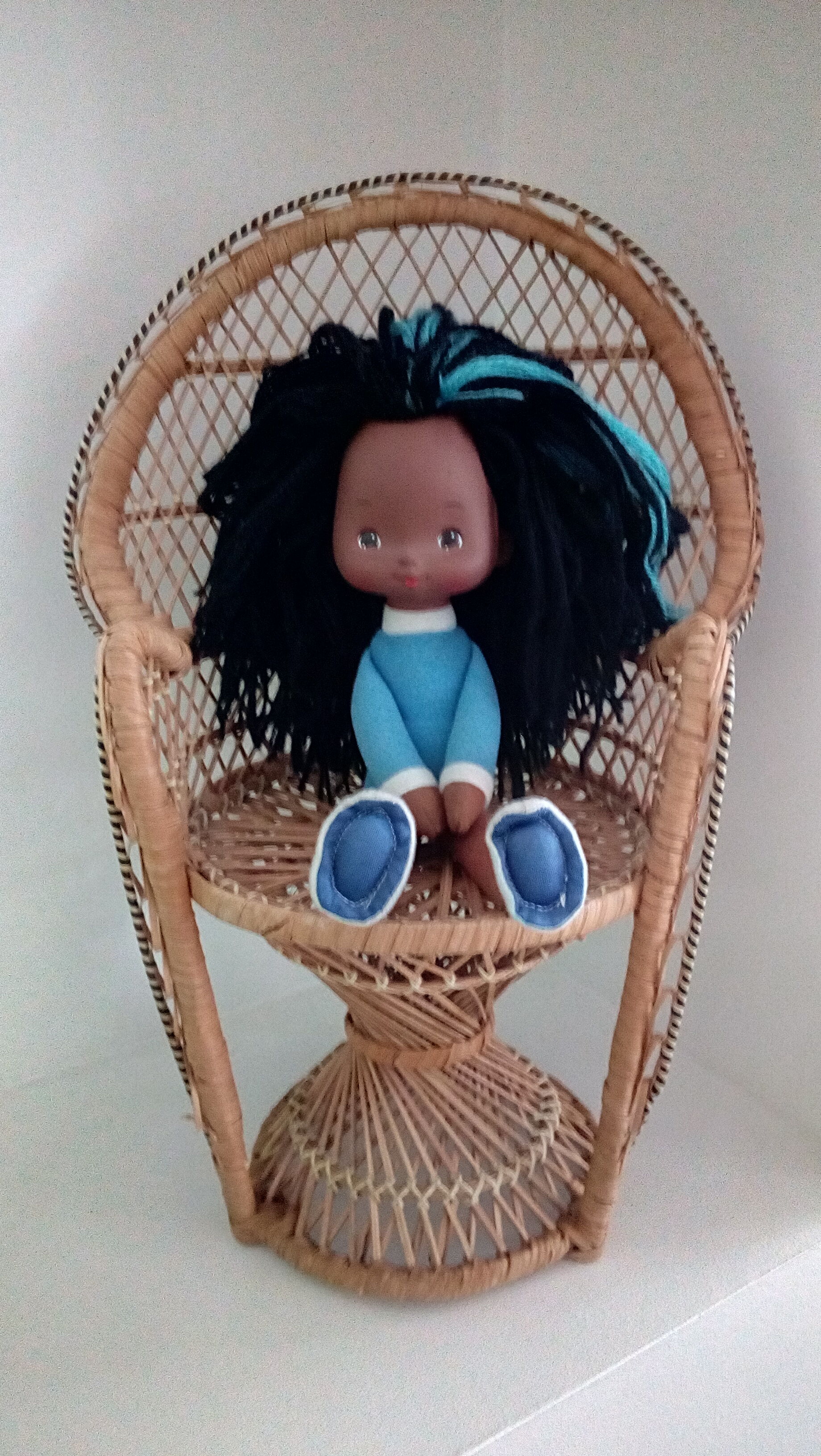 Chair Emmanuelle wicker doll