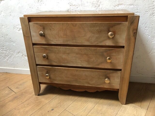 Vintage wood dresser