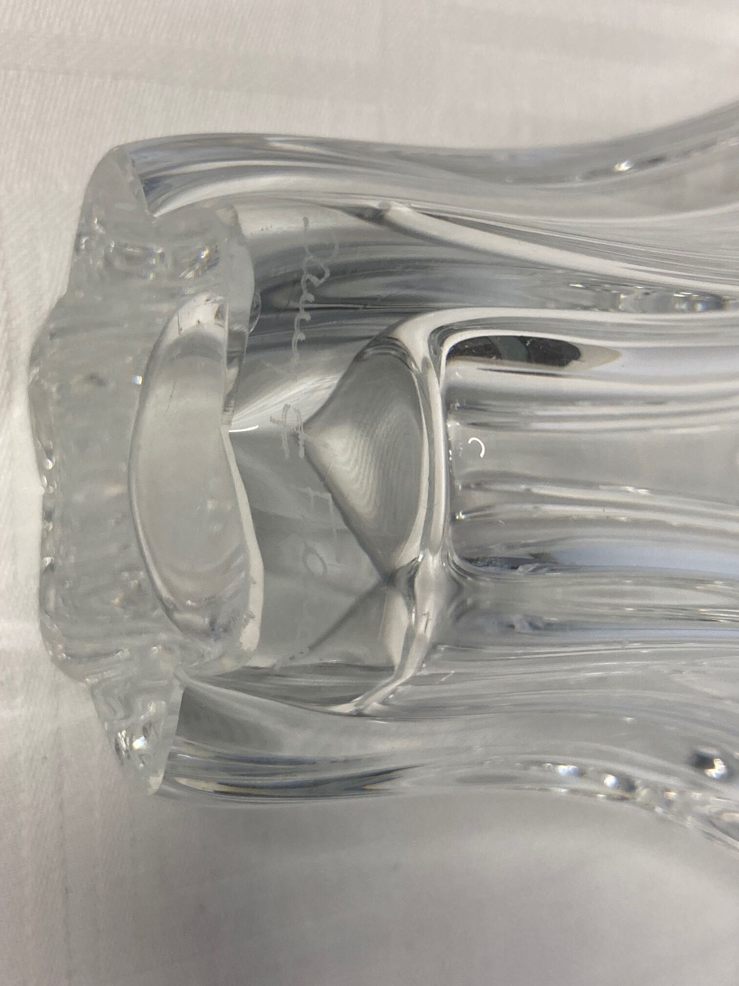 Verrerie vases soliflores cristal moulé DAUM signés années 1960
