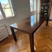 Contemporary Cinna table in solid oak
