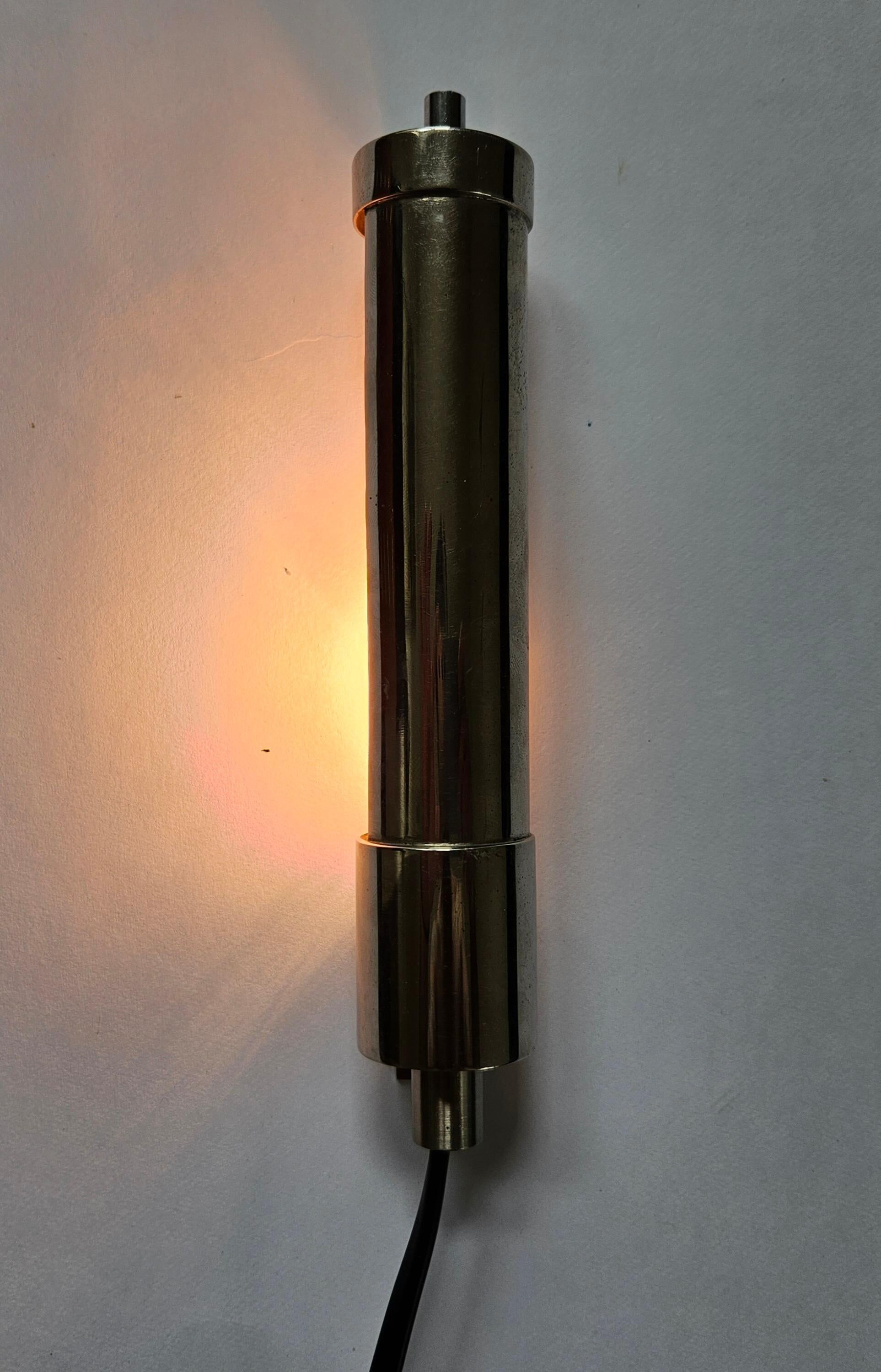 Lampe murale Bauhaus Art Déco en chrome rare, Allemagne, années 1940.
