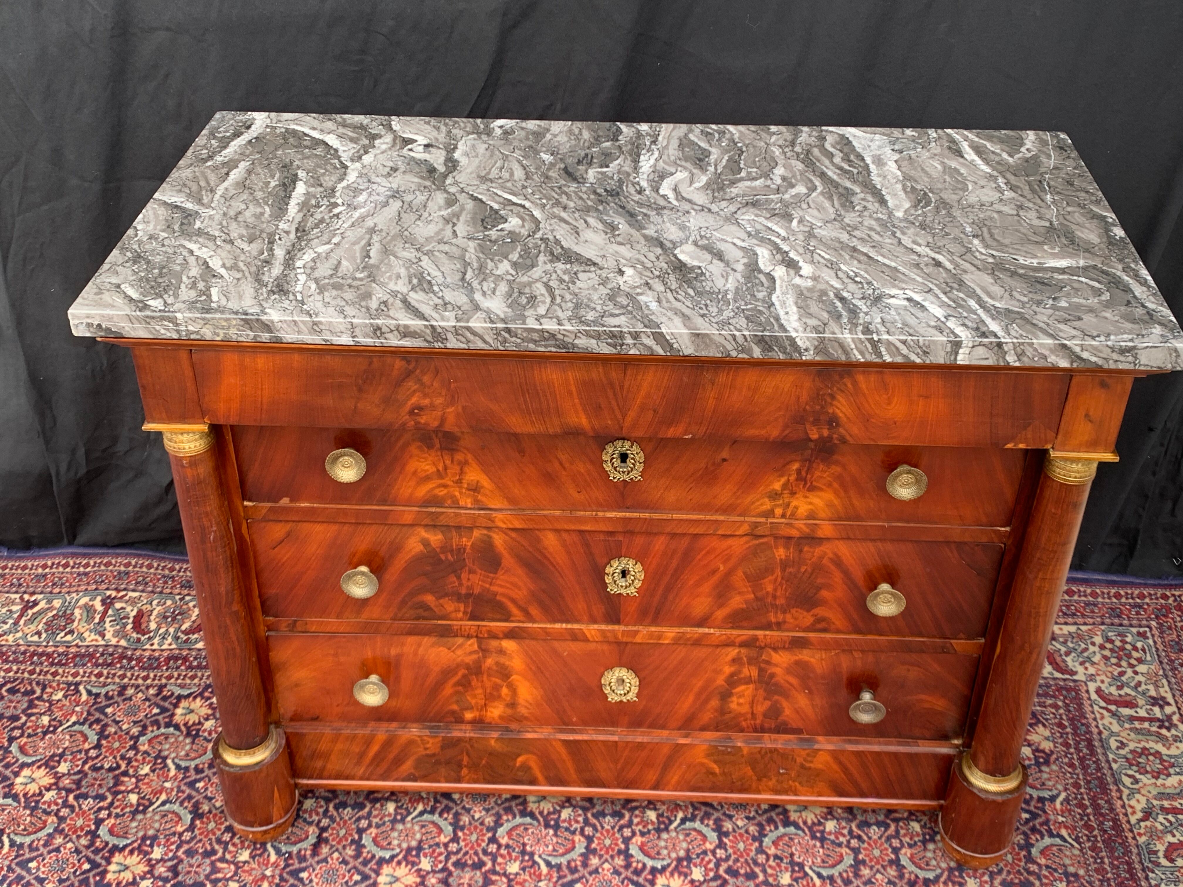 Vintage dresser Empire era in flamed mahogany