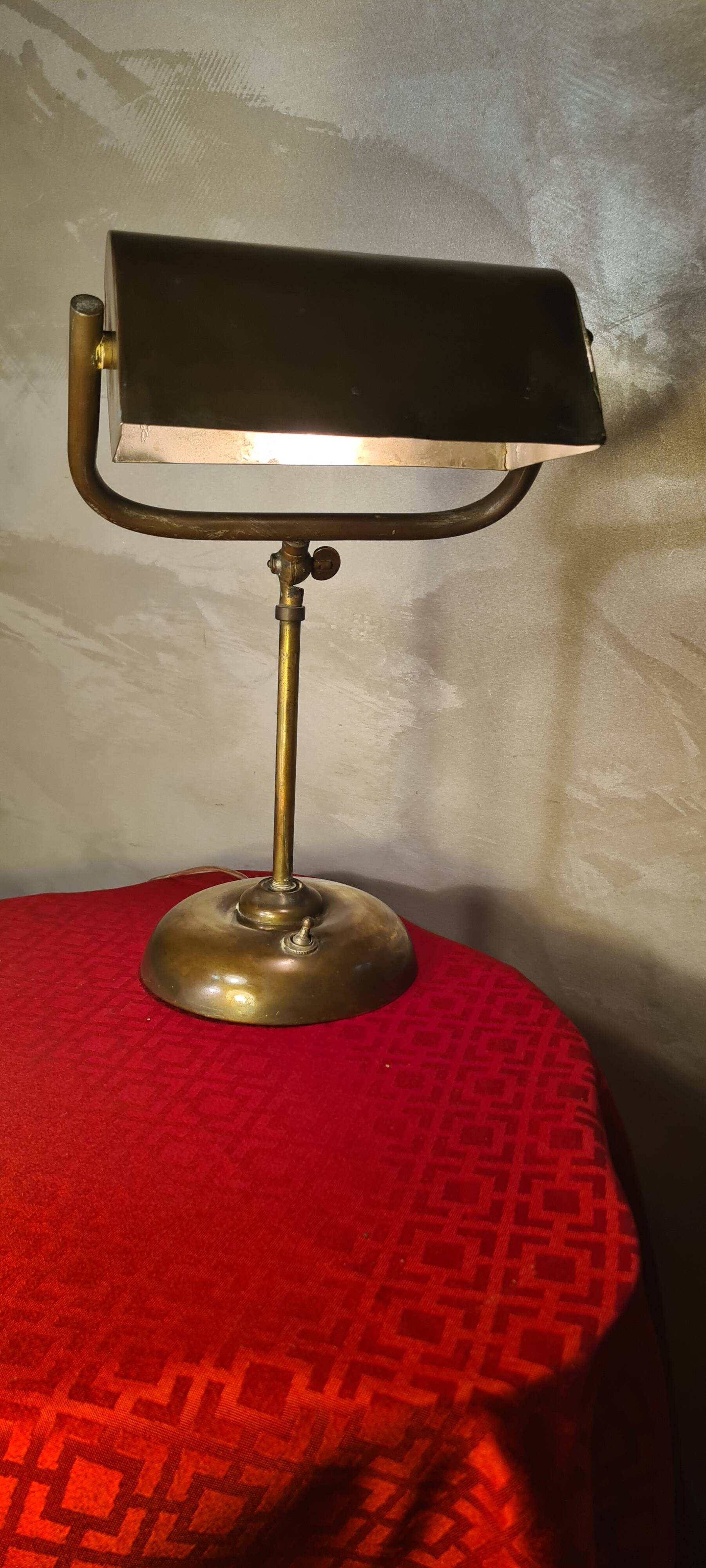original 1920s articulated brass desk lamp 33x20