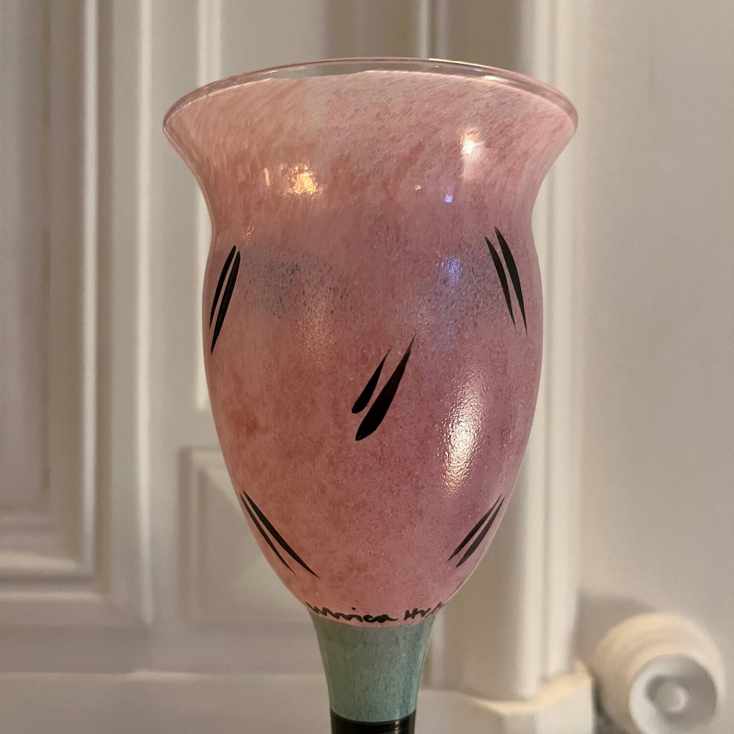 Kosta Boda – Ulrica Hydman Vallien – “Open Minds” – Painted blown glass