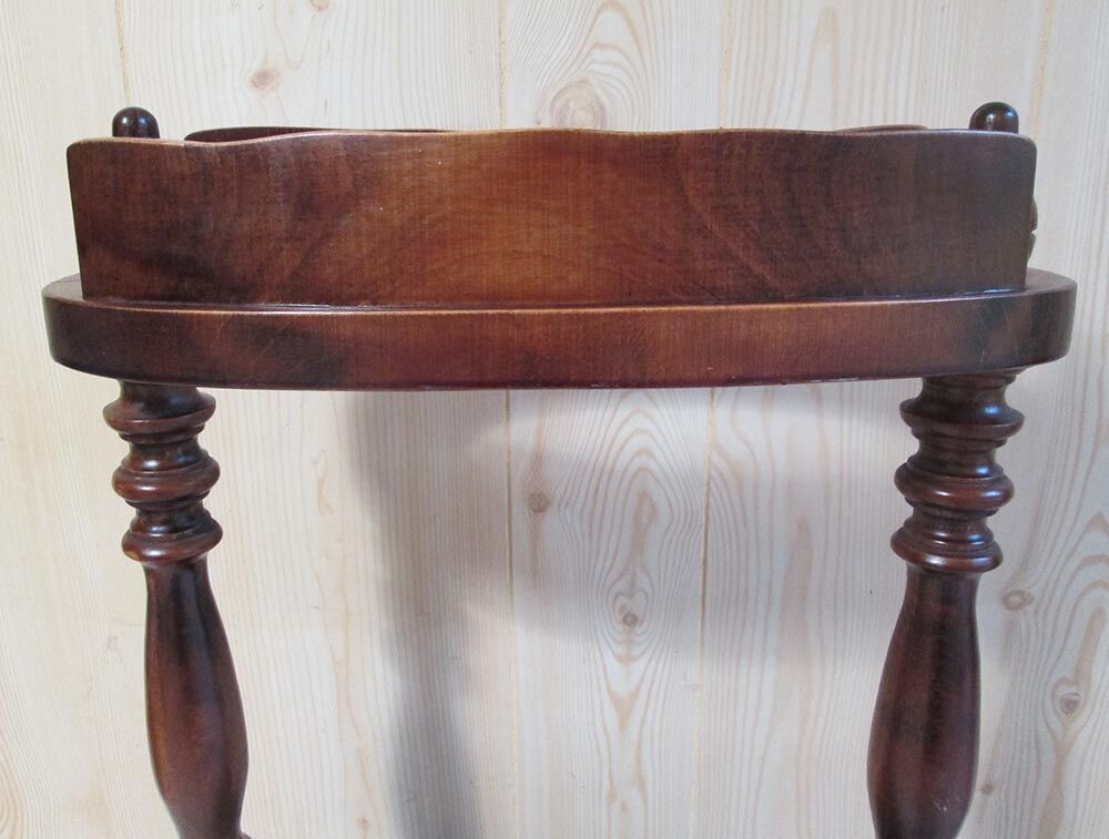 Wooden umbrella holder