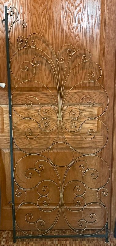Pair of interior wrought iron grilles XXth century