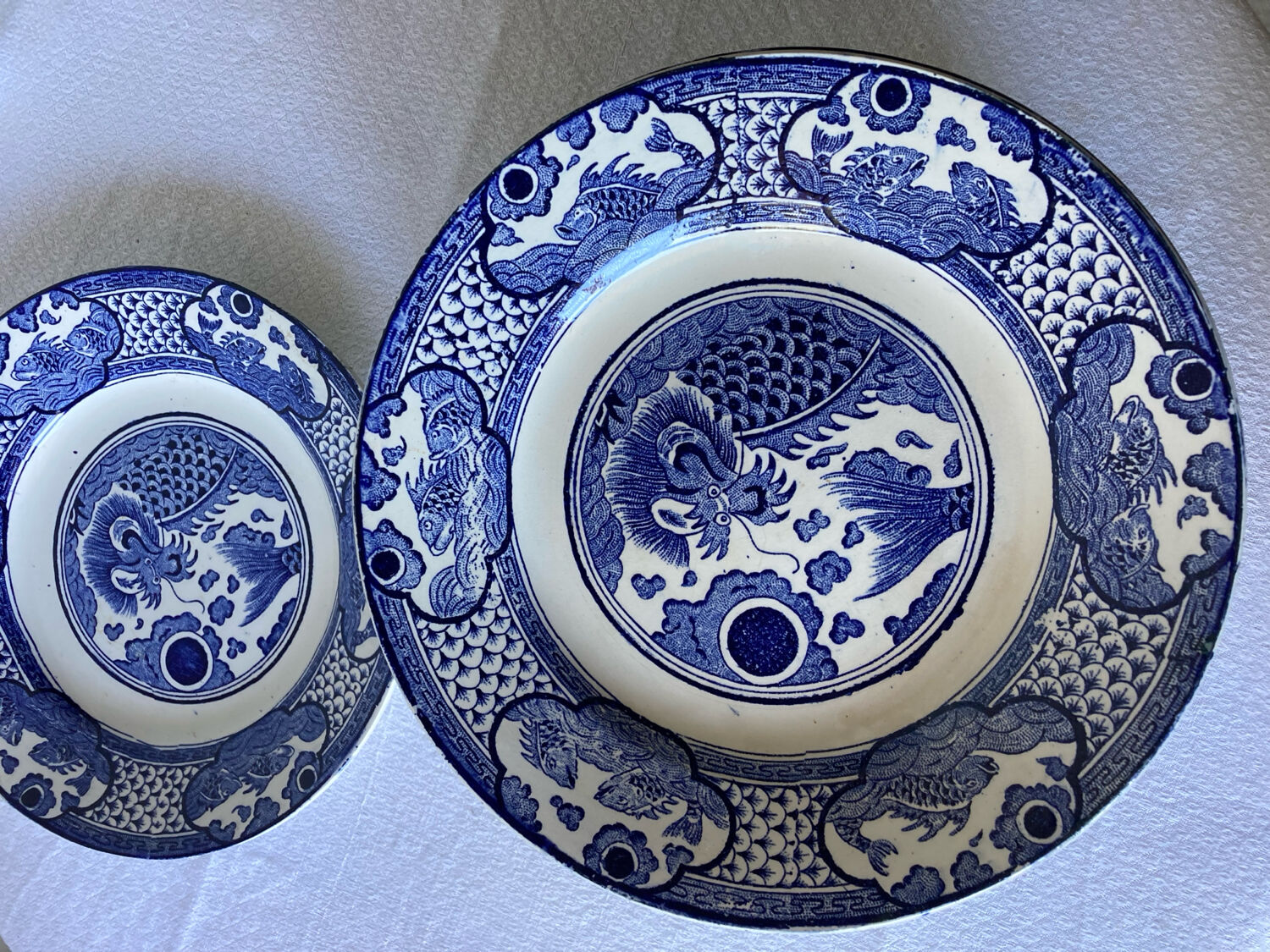 16 table plates Longwy, Fish model