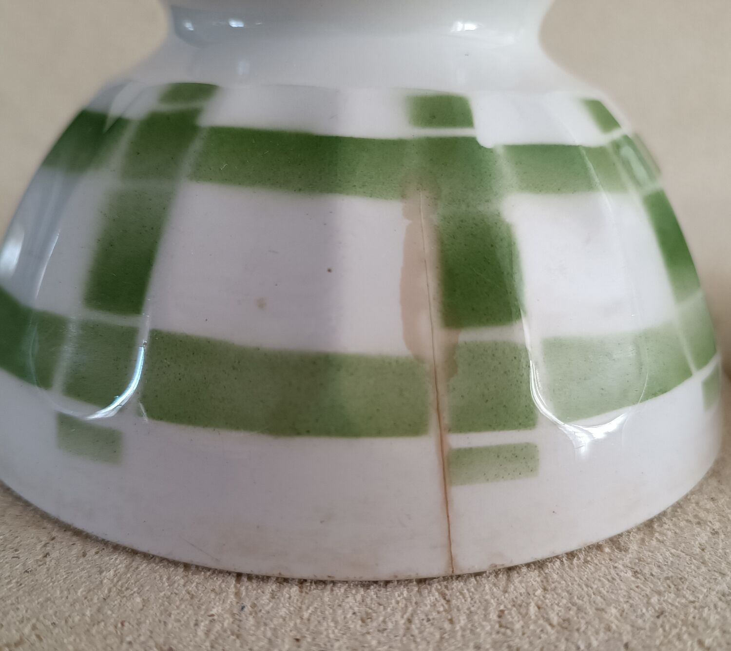 2 faceted iron earth bowls