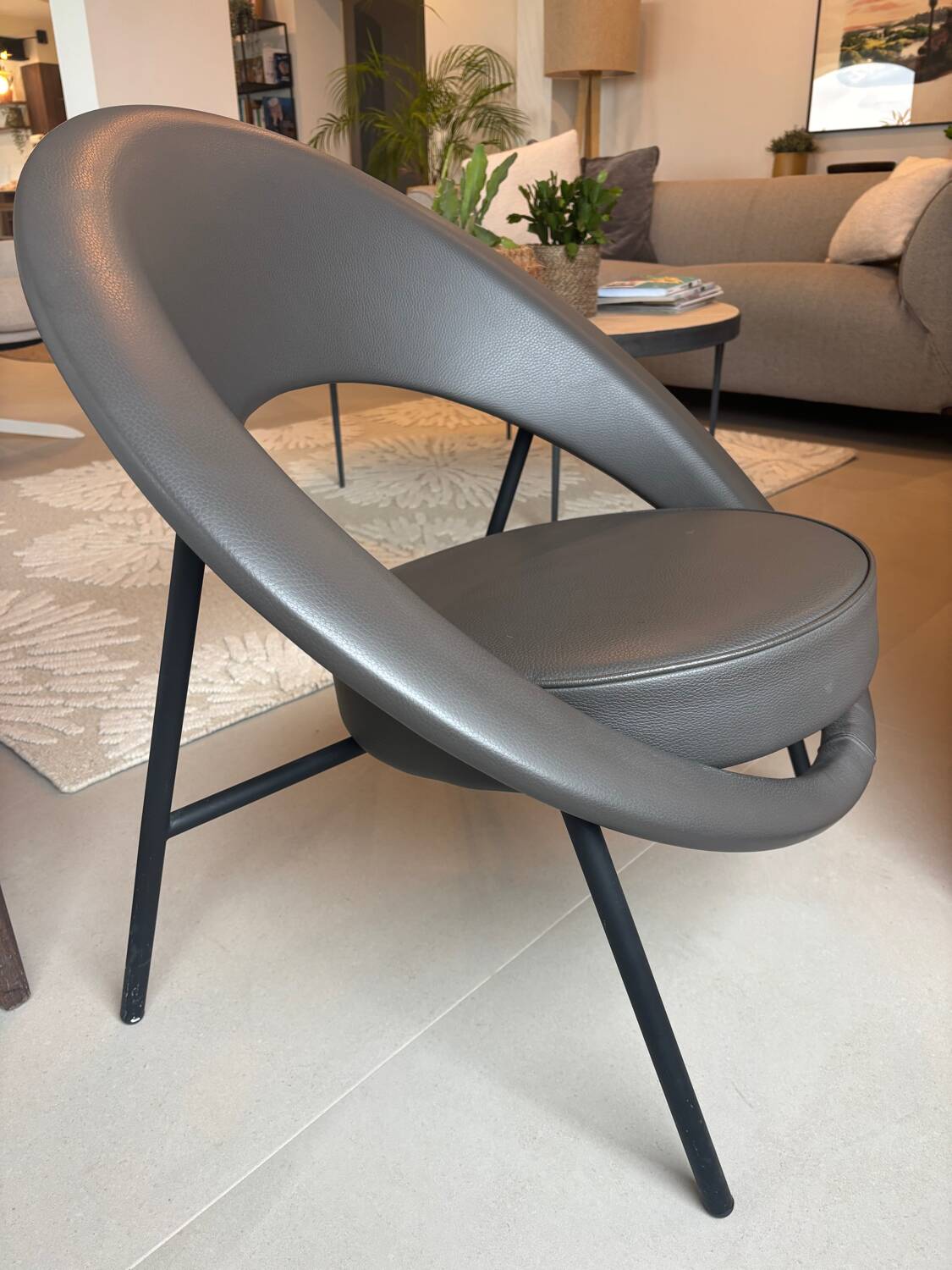 Sarurne 44 armchair by Geneviève Dangles and Christian Defrance