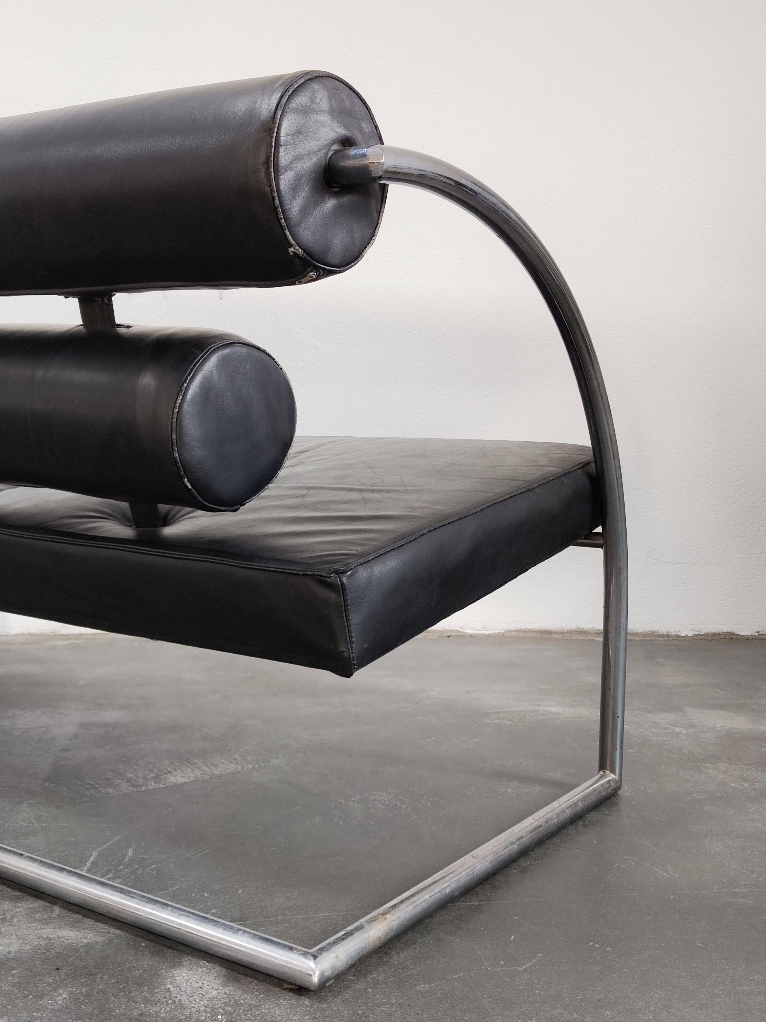 Canapé deux places cuir style Bauhaus Suisse 1970s