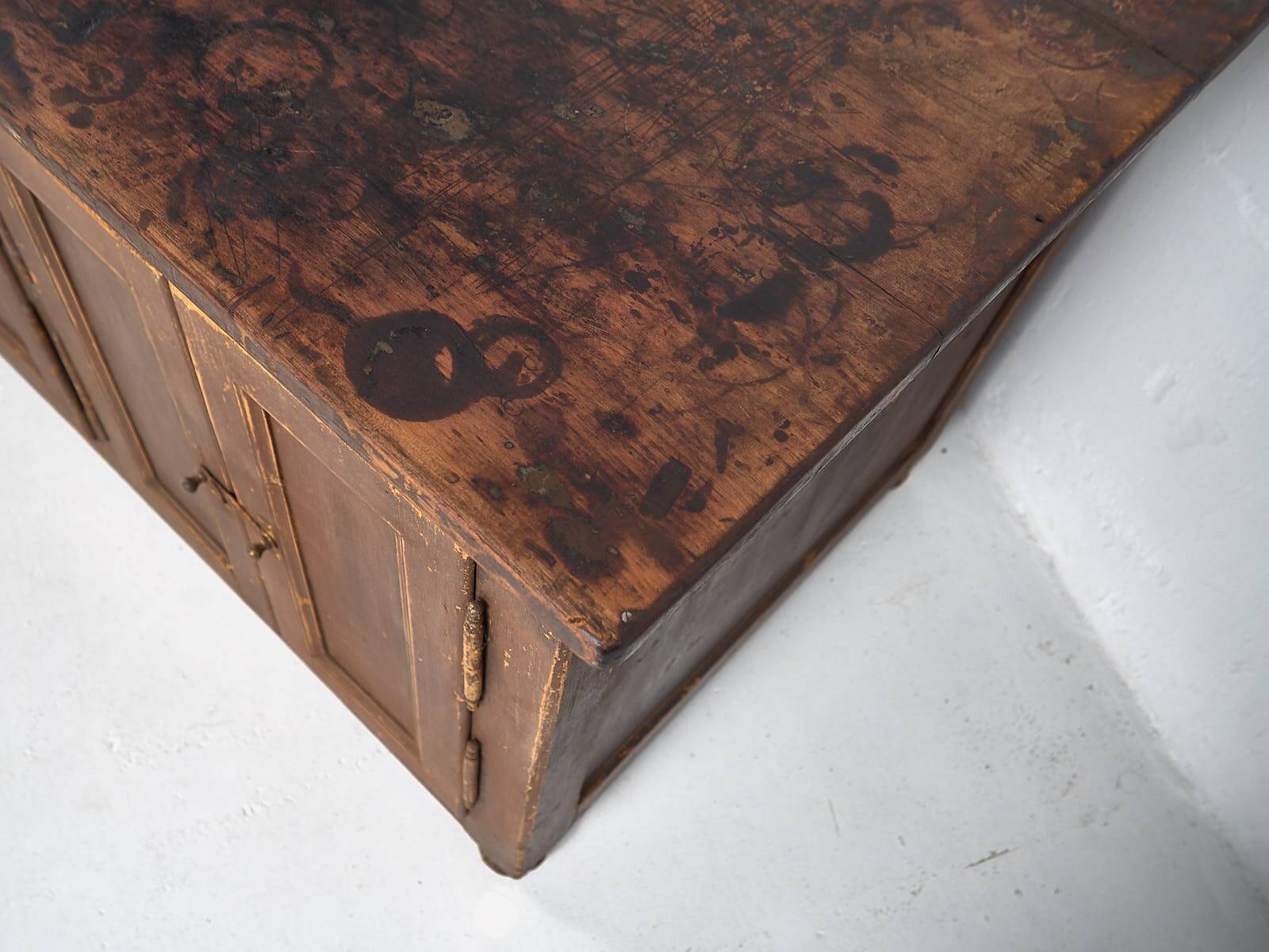 Buffet, îlot ancien en bois, vers 1850