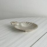 Metal shell catchall