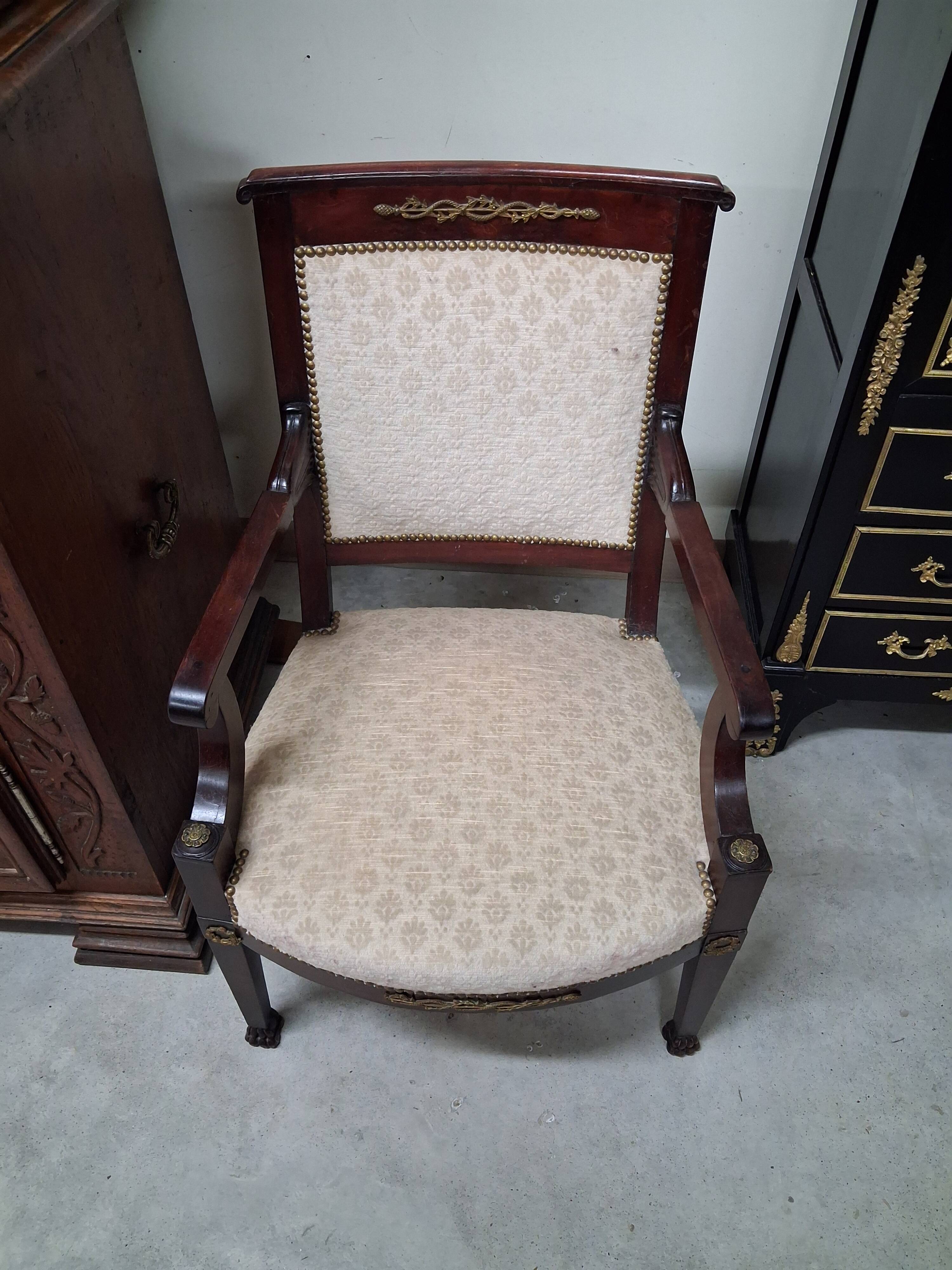 Paire de fauteuils d'époque Empire, réalisée en acajou