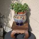 Plant holder, wooden saddle, old base