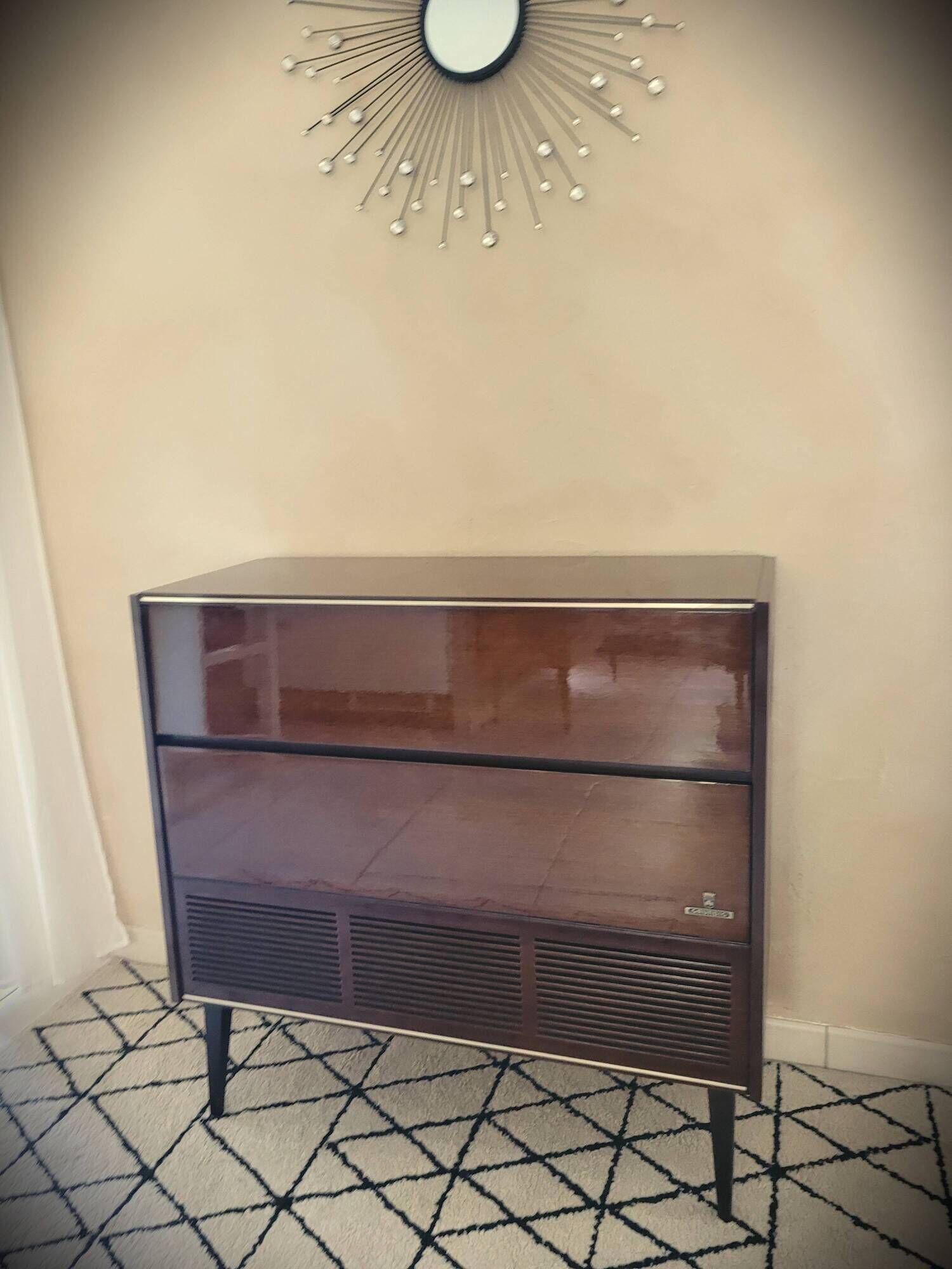 Vintage Grundig Hifi Radio Cabinet from the late 60s