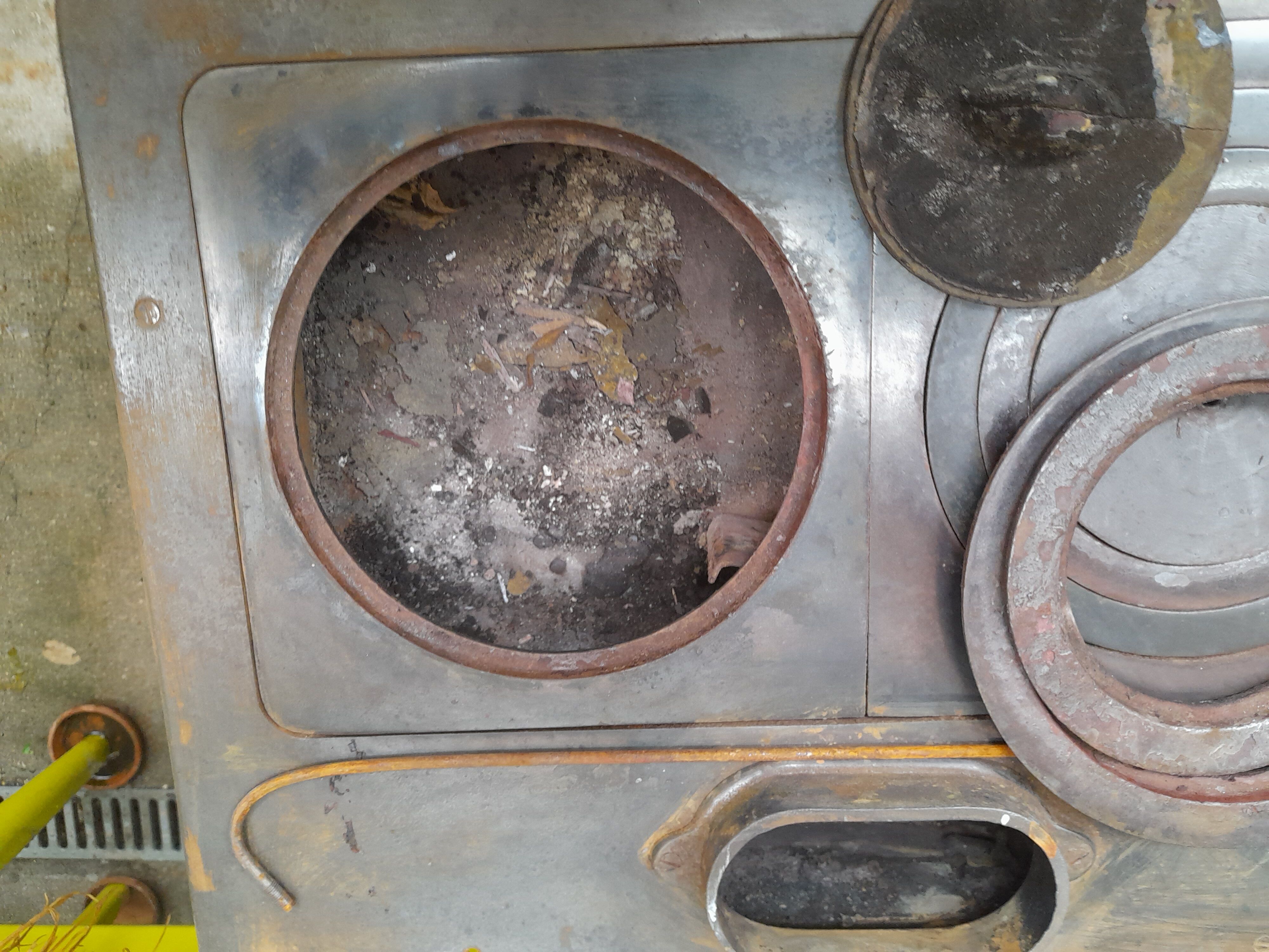 Cook old tile faience metal structure