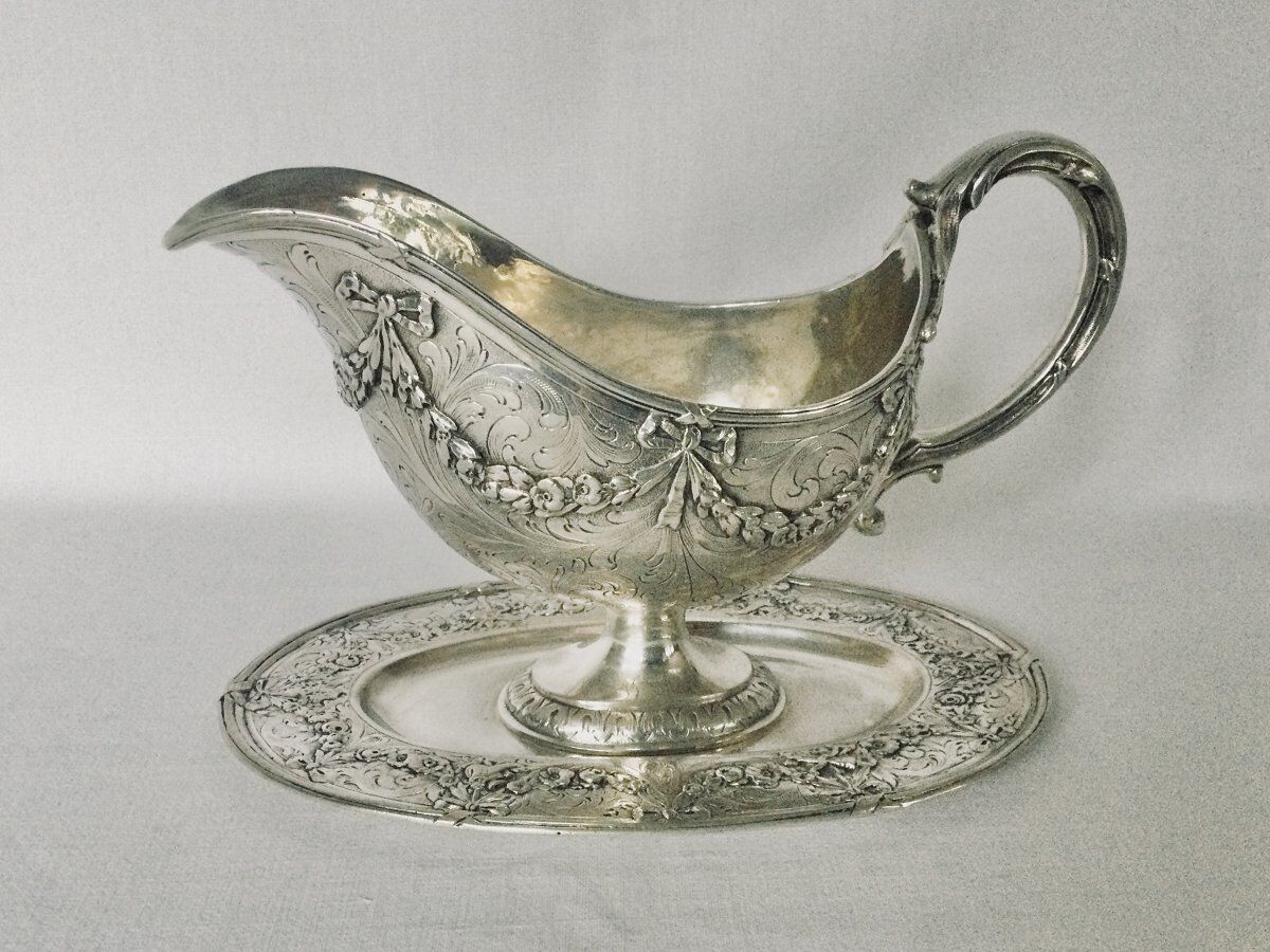 Saucière on solid silver tray
