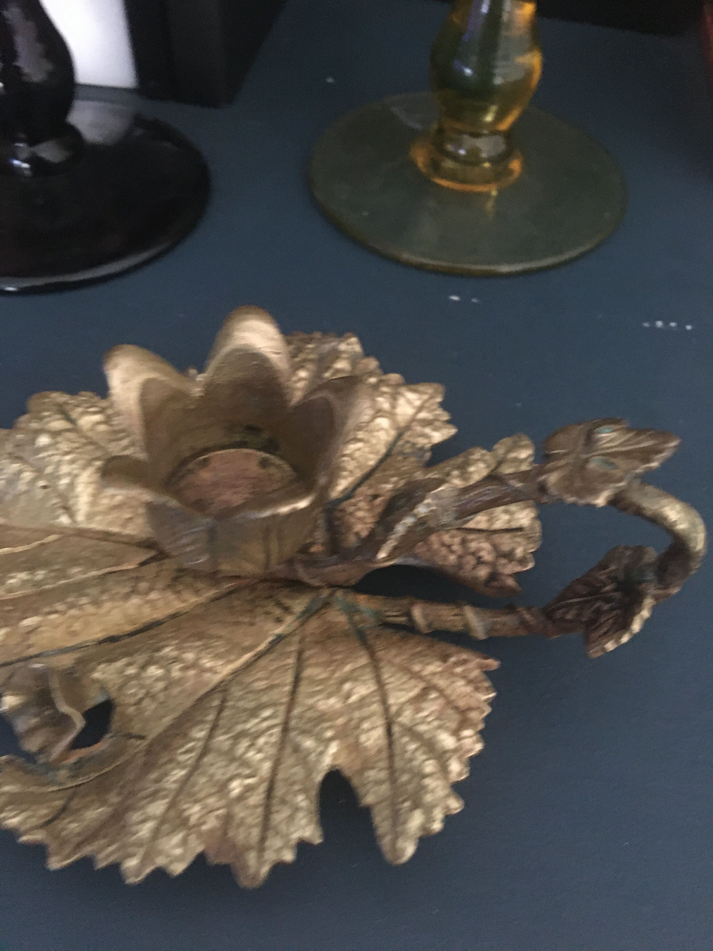 Carved vine leaf bougeoir, late 19th century