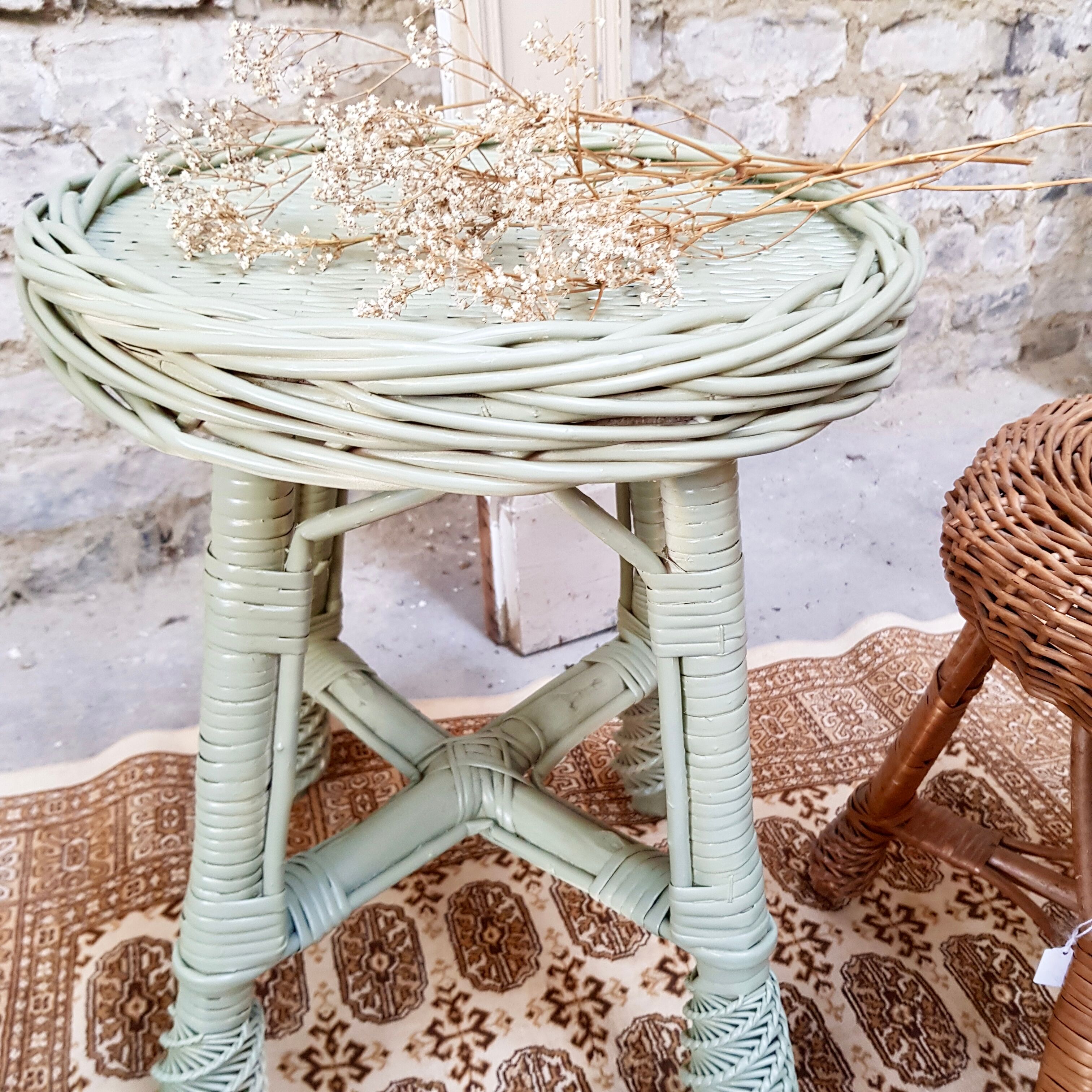 Khaki rattan stool