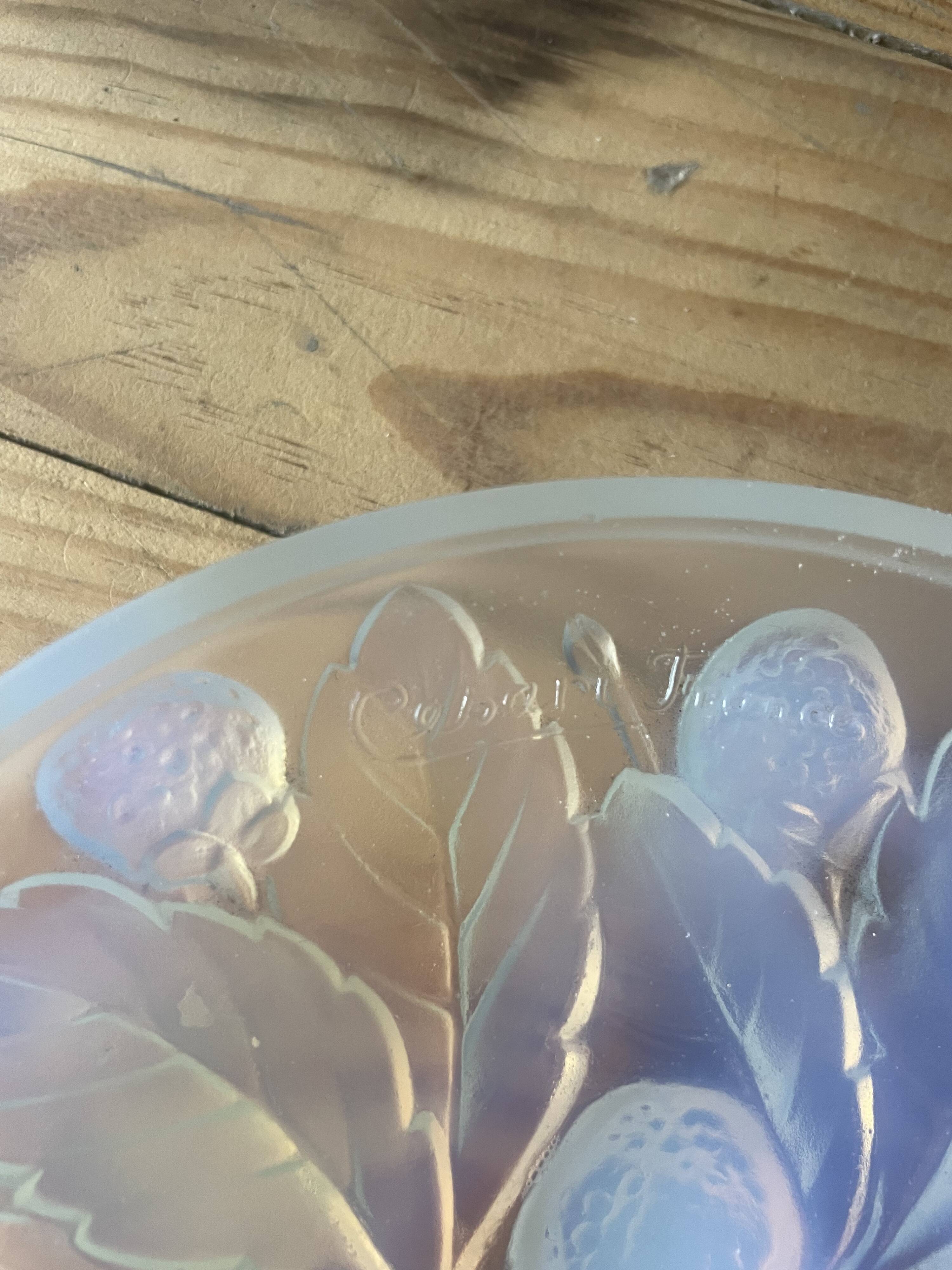 Cesari France opalescent glass bowl