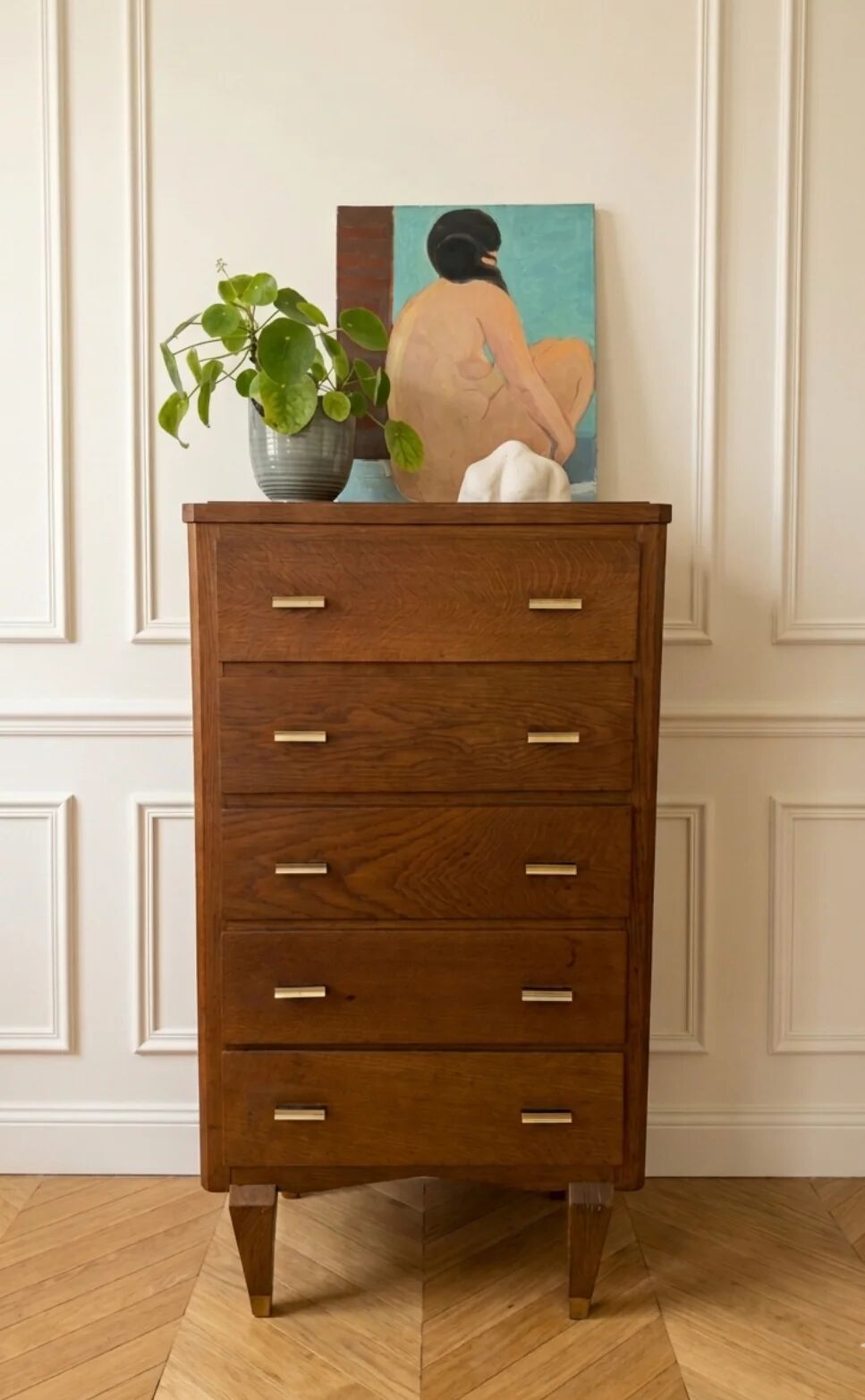 Vintage oak chest of drawers with oak veneer