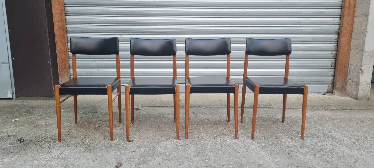 Set of 4 Scandinavian chairs 1970