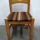5 chaises hongisto conçues par ilmari tapiovaara en 1963