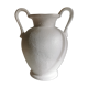 Vases blanc avec anses