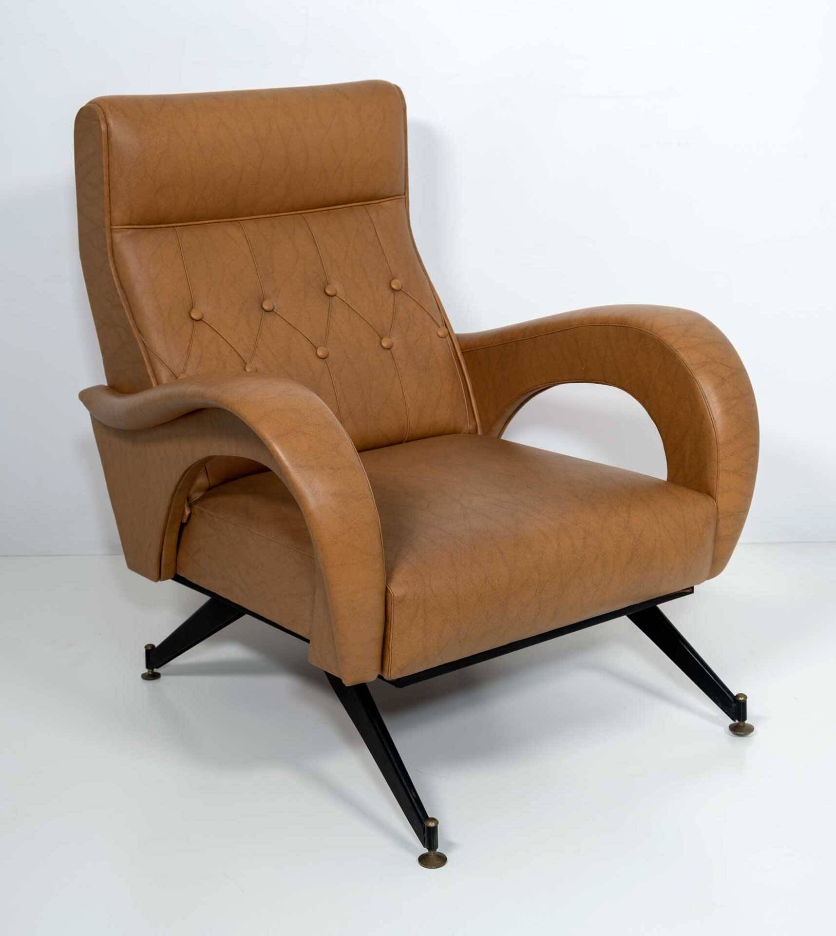 Marco Zanuso Style Mid-Century Modern Italian Leather Lounge Chair, 1970s