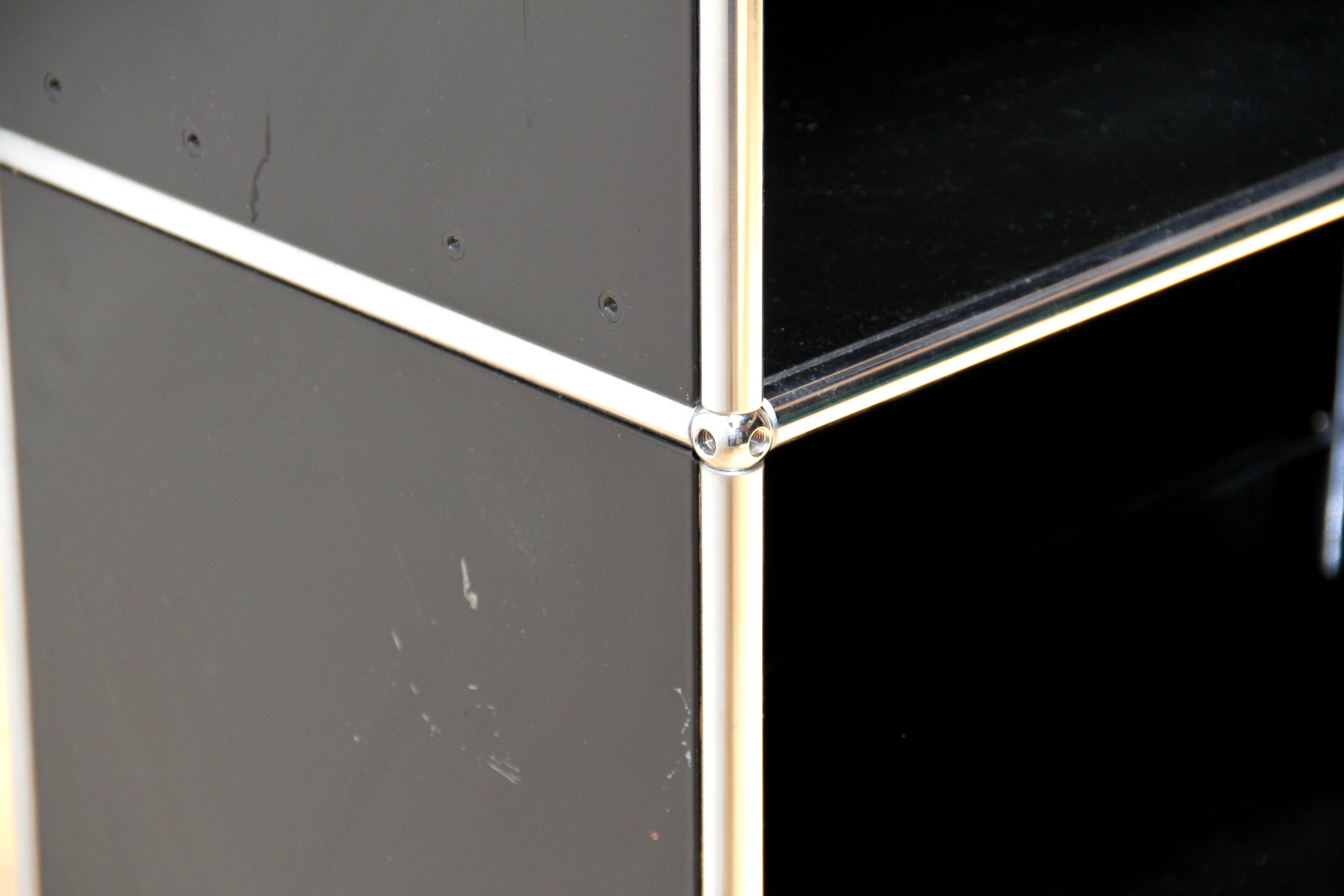 USM Haller storage unit