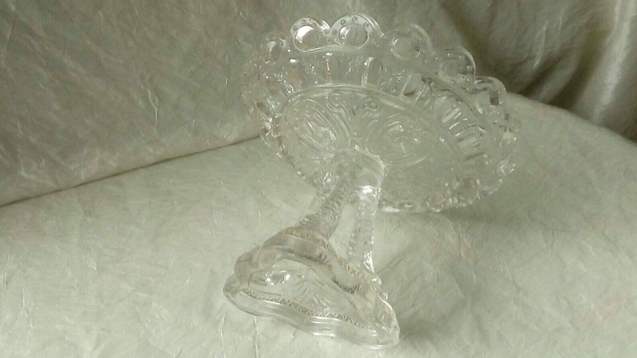Crystal cut bowl on a fish head foot, late 19th century.