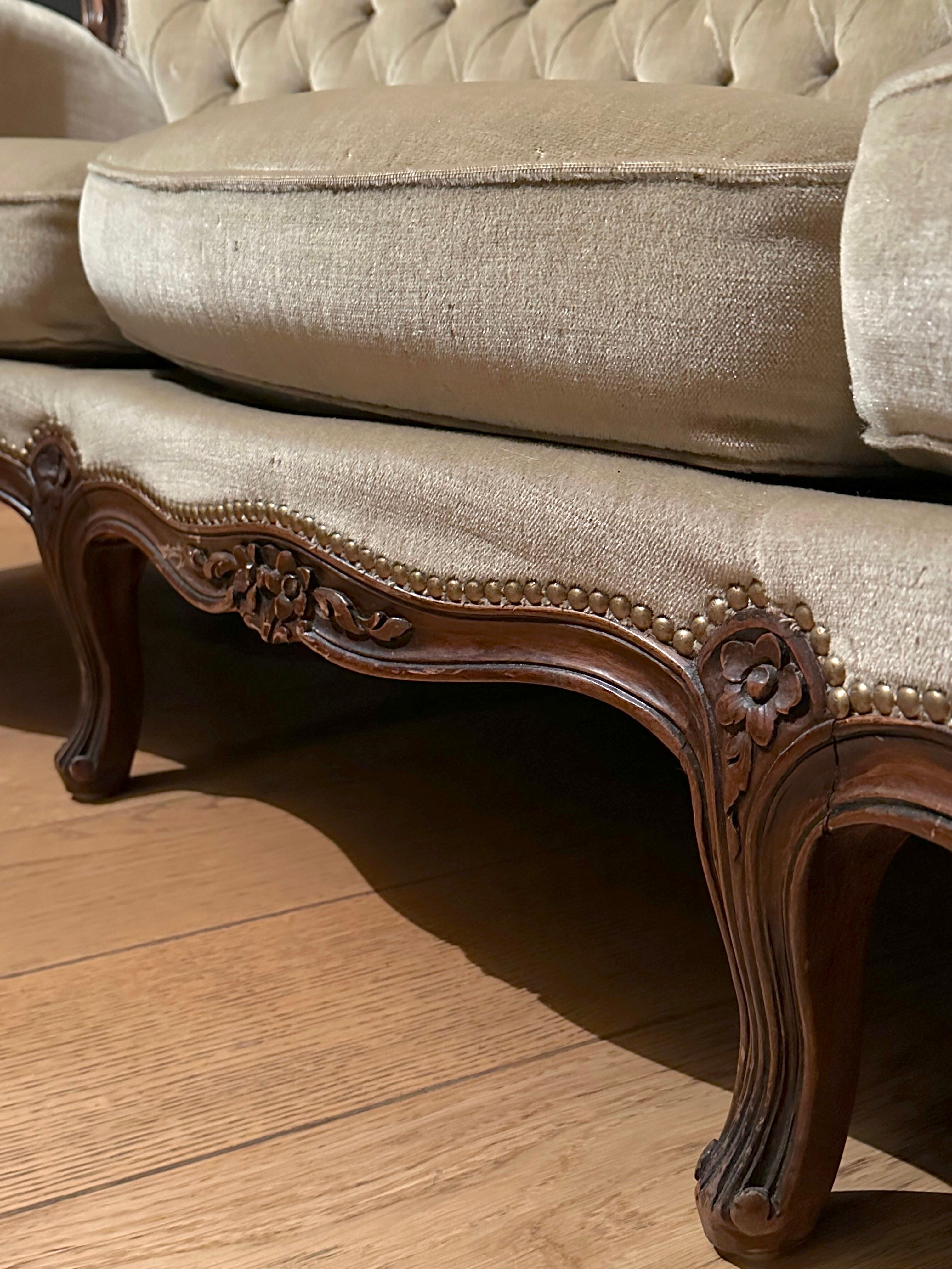 Louis XV velvet sofa from Genoa