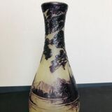 Multi-layer glass vase with acid engraved decoration