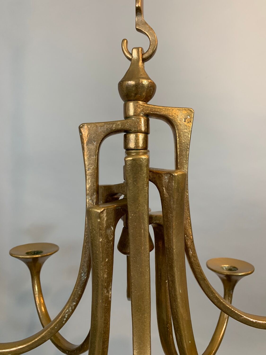 Lustre conçu par Michael Harjes et produit par Harjes Metalkunst en Allemagne